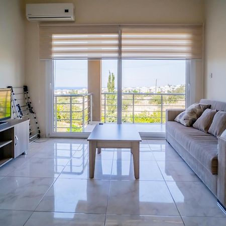 Spacious Two-Bedroom Apartment In Amazing Residence Escape Homes Κερύνεια Εξωτερικό φωτογραφία