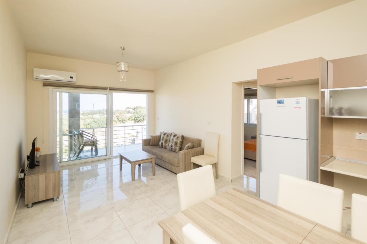 Spacious Two-Bedroom Apartment In Amazing Residence Escape Homes Κερύνεια Εξωτερικό φωτογραφία