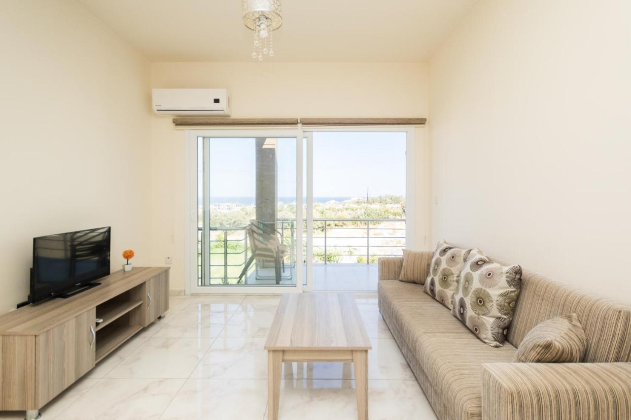 Spacious Two-Bedroom Apartment In Amazing Residence Escape Homes Κερύνεια Εξωτερικό φωτογραφία